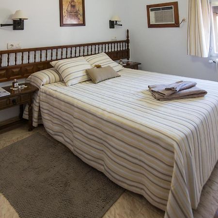 Hostal Alba Taruta Guadalupe  Rom bilde